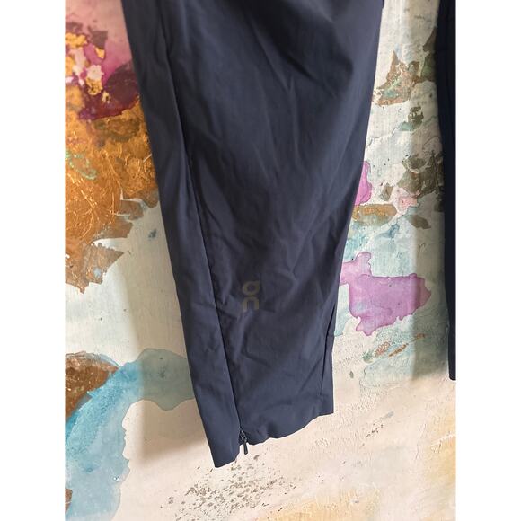 On Cloud Run On Clouds lightweight women's joggers pants medium navy - Picture 7 of 8